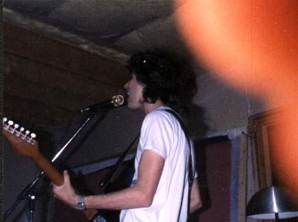 13-me-guitar-hero