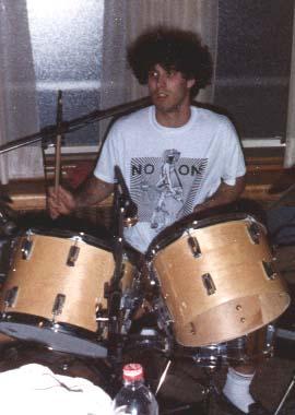 28-ben